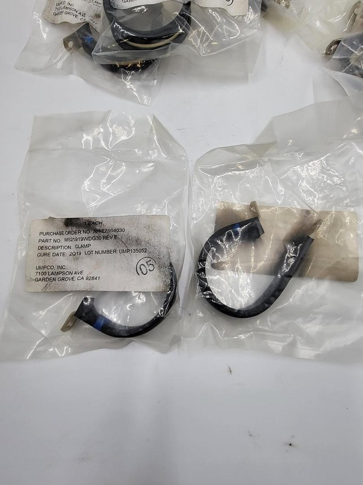 UMPCO WDG30 Snug-Fit Vibration-Damping Loop Clamp 1-7/8″ ID *NEW*