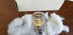 QUARTZ RADIO CRYSTAL BLILEY ELECTRIC GLASS BG93A FREQUENCY CONTROL AQ-47
